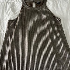 Torrid metallic pleated sleeveless blouse
